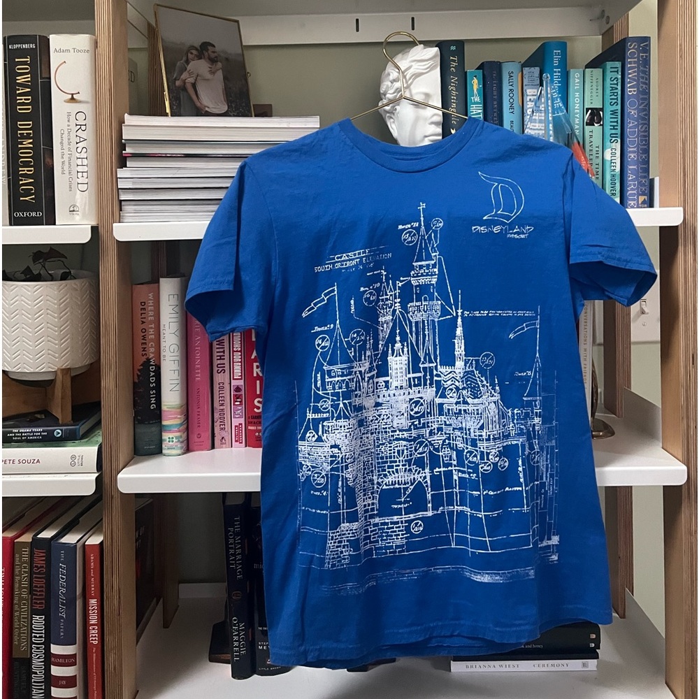 Women’s blue, Disney magic, kingdom shirt, size medium